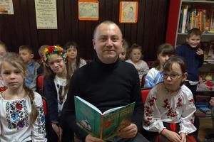 Продюсер Суспільного у Рівному долучився до «татусевих читань» Рівненської обласної бібліотеки для дітей